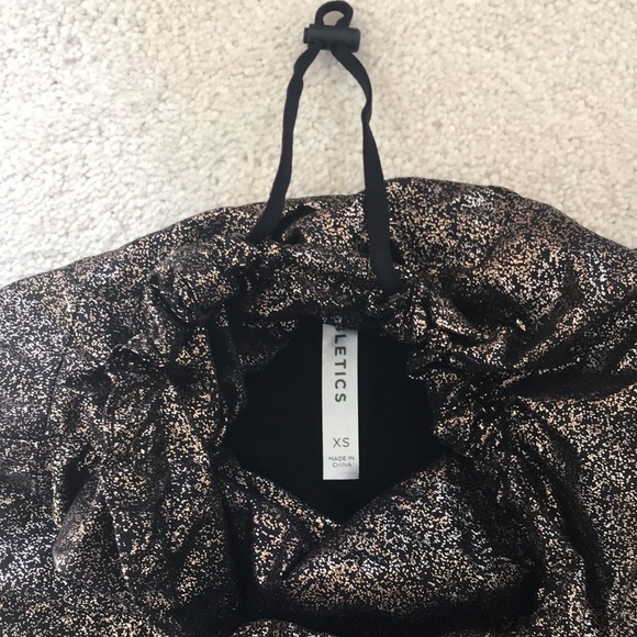 Fabletics top metallic bronzey copper tank top. EUC - Picture 6 of 11